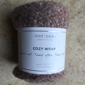MerSea polyester Cozy Wrap, never used!
